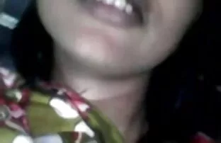 Cô Eliza đã rất vui mừng khi cô lấy chó Săn. Anh nhìn chó Săn nô lệ, và ông biết chính xác những gì ông muốn. Màu đỏ và trắng áo khoác đã chặt chẽ, boots, đã tiếp cận chân, và thép quấn được gắn vào chân. Lớn hơn thép vòng tay giữ chúng hoàn toàn ở nơi này. Ông đã mang một thép clip với sẽ nhật ban anh ta cho âm hộ của mình. Sau khi trên trang web sửa chữa, Eliza, đã sẵn sàng để tắt các thiết bị điện, và sử dụng các chó Săn đã rất cần thiết.
