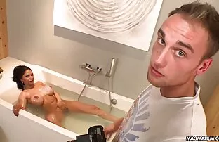 Chúng tôi chơi như Frank, nhân vật chính người đã dành 18 clip sẽ nhật năm trong tù. Và đột nhiên cho phát hành lý do không rõ. Rất nhiều thứ đã thay đổi trong thời gian này. Thành phố đã bị ảnh hưởng bởi một người. Trên đường phố là các băng đảng thành phố. Họ phân phối ma túy tổng hợp mới gọi là Ảo ảnh. Thương gia địa phương trả những người khác. Bạn chỉ cần thoát khỏi thành phố để sống một mình. Nếu đó là về cậu,làm nó. Thể loại: quảng cáo, 3DCG, nam, nhân vật chính Mông To lớn, tham nhũng, Nhóm tay việc Thủ dâm, Tình dục, tình dục, loài tình dục, mại dâm, kích thước: 3.61 GB kiểm duyệt: không phát triển bản: Xlab nền Tảng: PC / Windows loại ấn: hướng dẫn, không officer: không cần thiết phiên bản: v1. 1. 2. Trò chơi ngôn ngữ (đồ họa): tiếng nga + tiếng nga anh