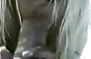 Một nửa-anh chị em và tất cả mọi người có mối quan hệ của họ đến một mức độ họ không nên có. Đó là một đêm sẽ nhật bản gia đình, nhưng không có trò chơi, chỉ là một mớ các con điếm khác!